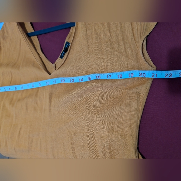 Universal Standard Louvre Bow Back Linen Dress (Dried Saffron) 2XS=6-8 - Picture 5 of 6